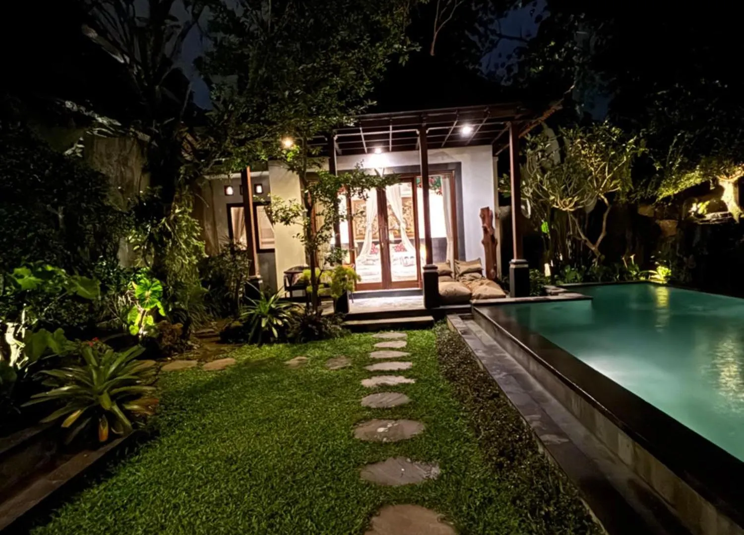 Bumbung Sari Villa Ubud  0*, Ubud (Bali) Indonesia