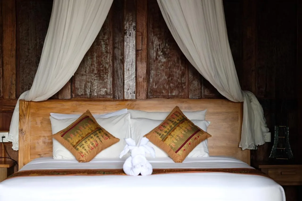 Bumbung Sari Villa Ubud 0*,