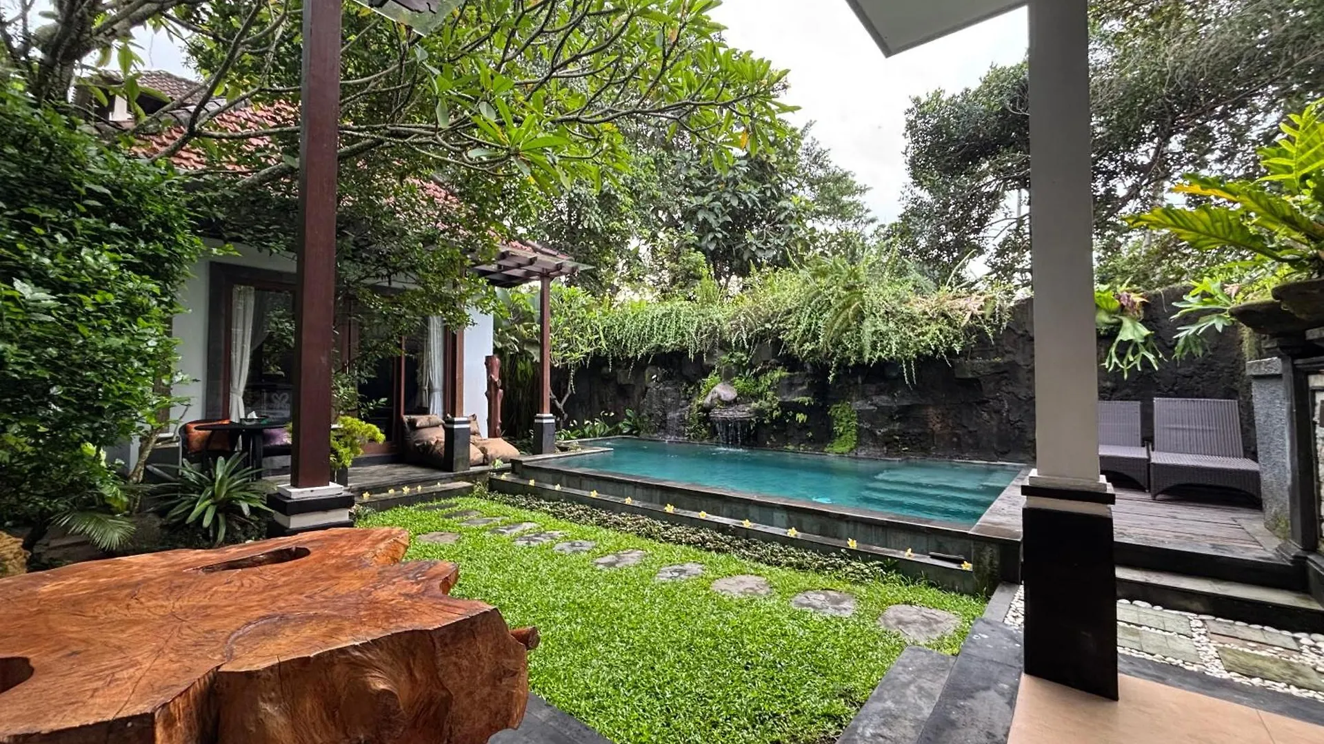 Bumbung Sari Villa Ubud  Indonesia